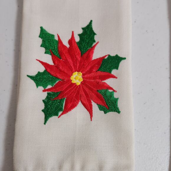 Vintage Hallie ST. Mary INC Linen Blend Christmas Poinsettia Fingertip Towels - Picture 11 of 13